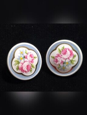 Vintage Cottagecore Rose Floral Porcelain Round Clip Earrings Gold Gilded Avon